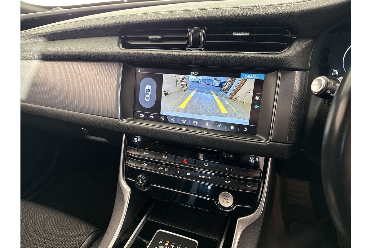 2017 Jaguar XF 25t R-Sport X260