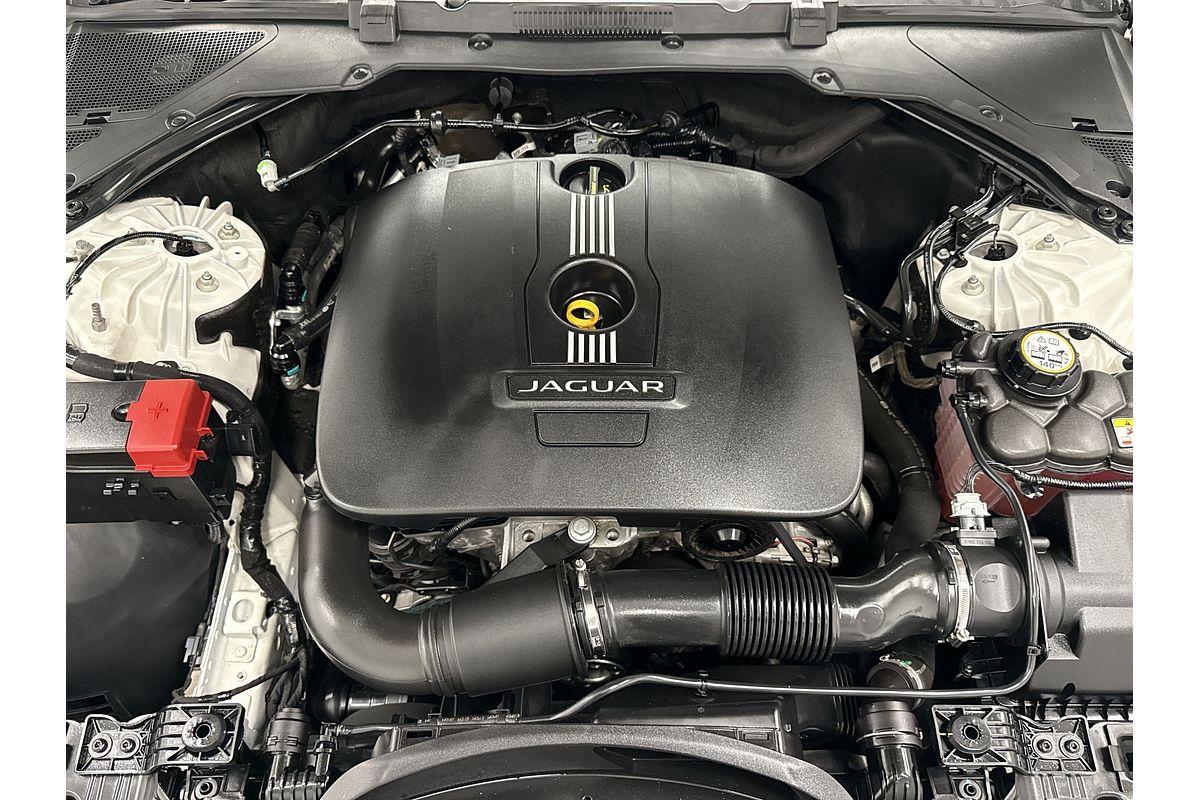 2017 Jaguar XF 25t R-Sport X260