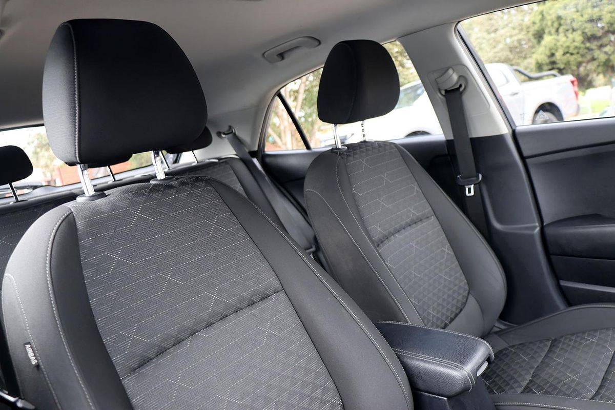 2017 Kia Rio S YB