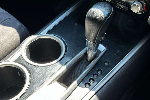 2014 Nissan Pathfinder ST R52