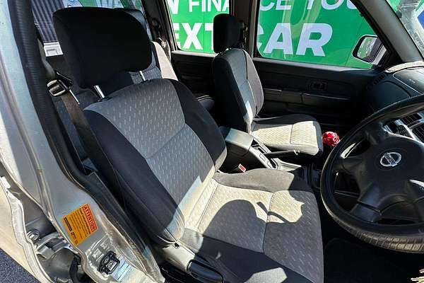 2009 Nissan Navara ST-R D22 4X4