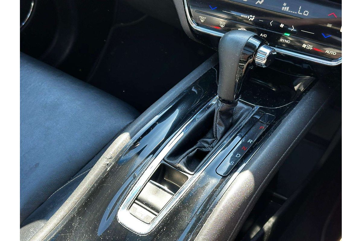 2017 Honda HR-V VTi-L