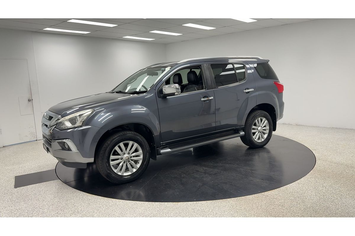 2018 Isuzu MU-X LS-T