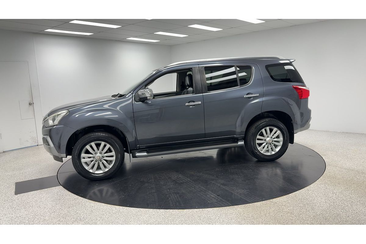 2018 Isuzu MU-X LS-T