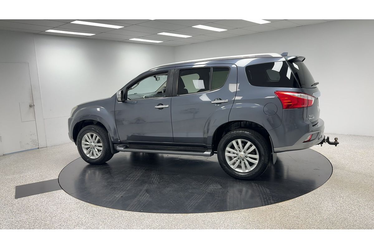 2018 Isuzu MU-X LS-T