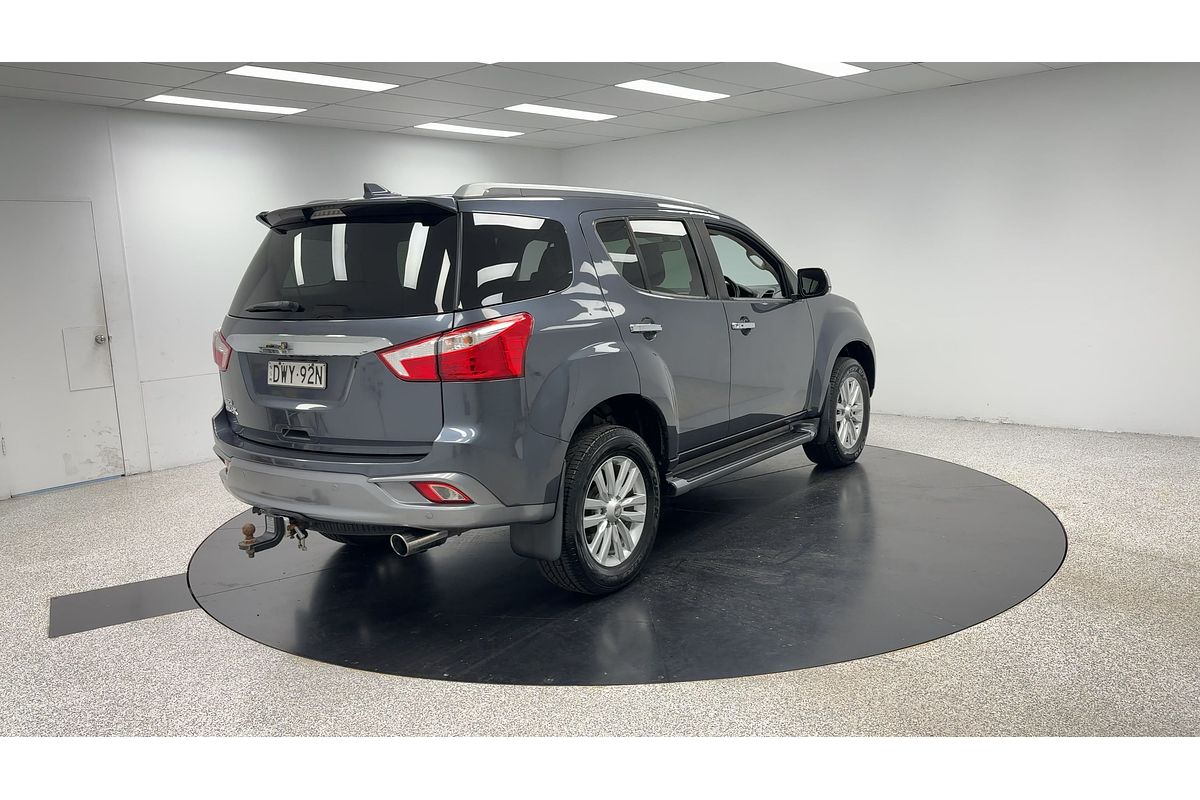 2018 Isuzu MU-X LS-T