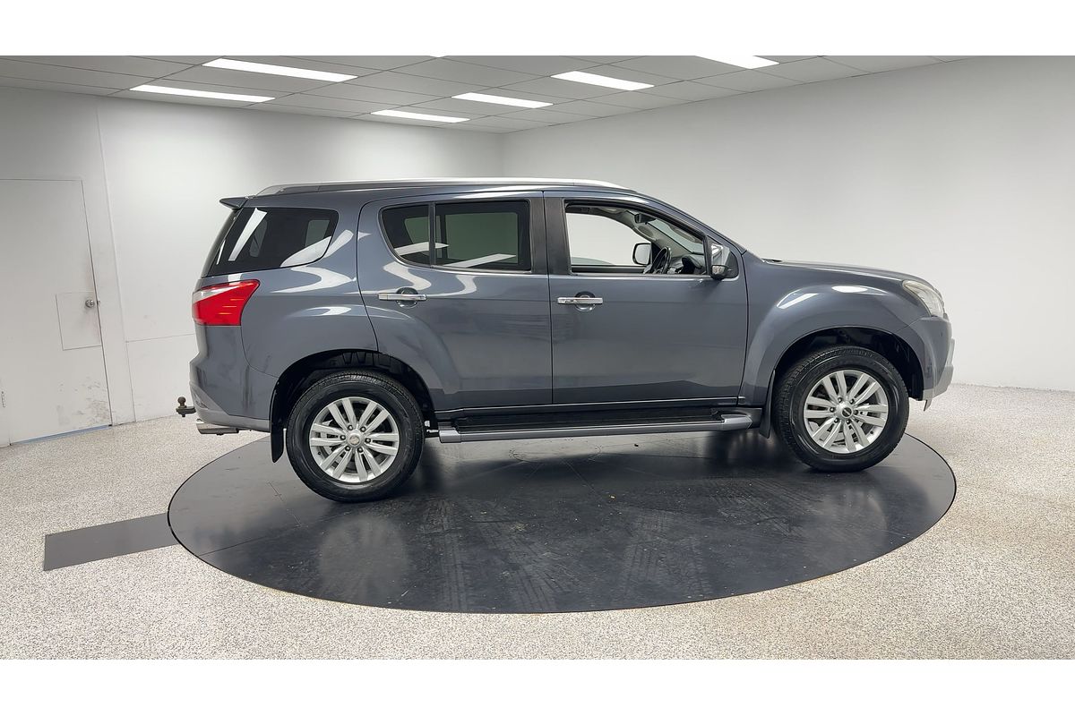2018 Isuzu MU-X LS-T