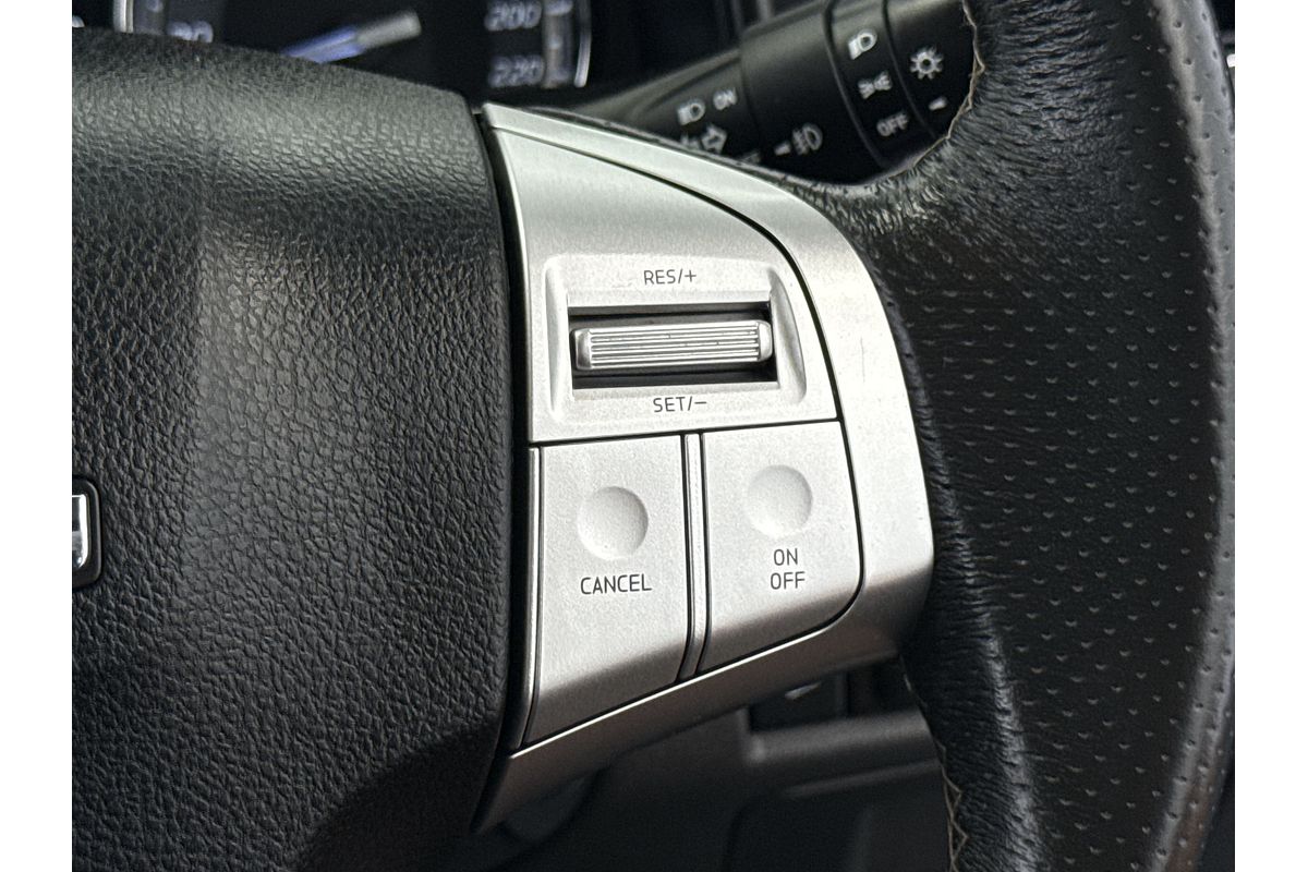 2018 Isuzu MU-X LS-T