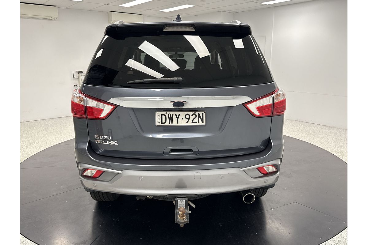 2018 Isuzu MU-X LS-T