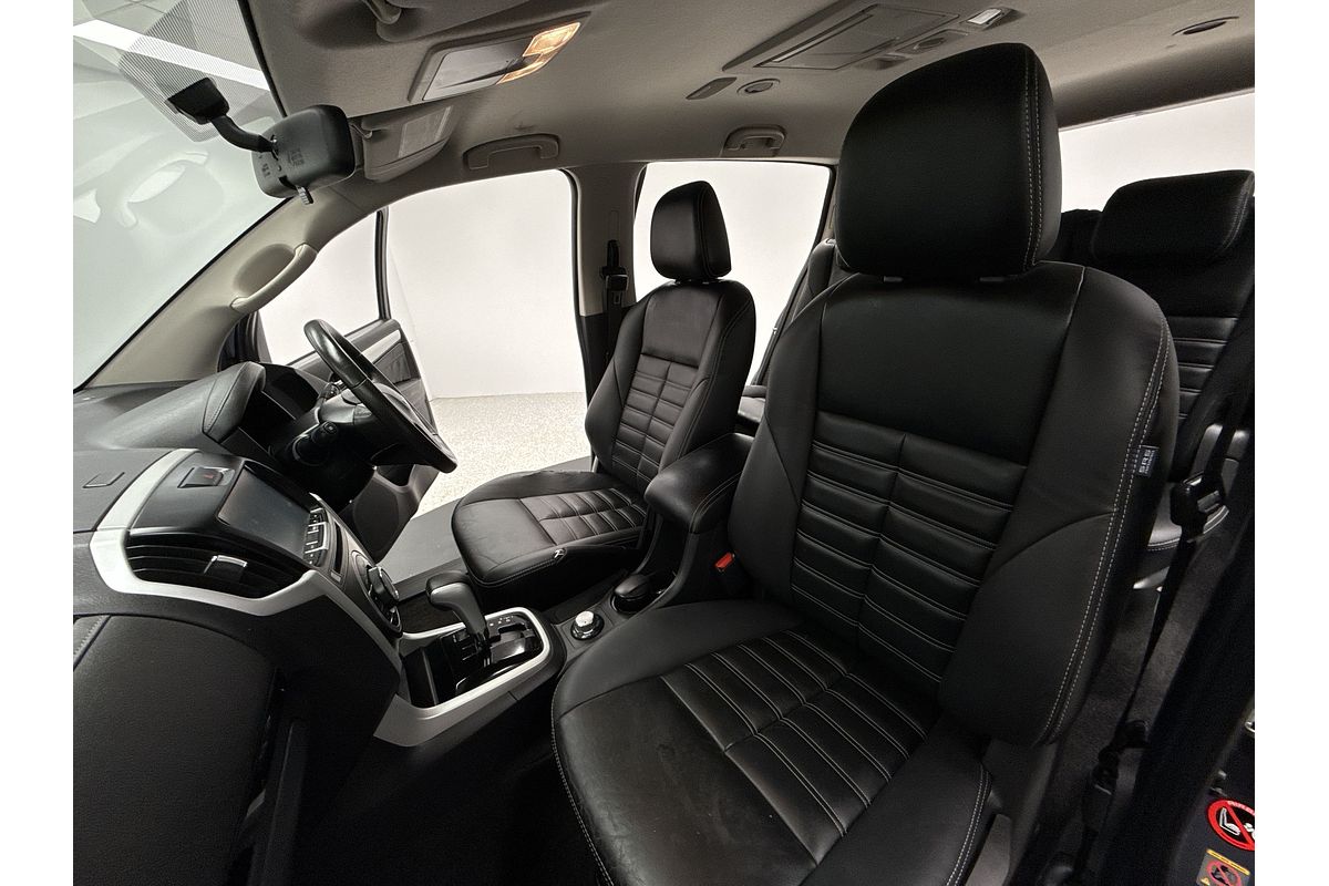 2018 Isuzu MU-X LS-T