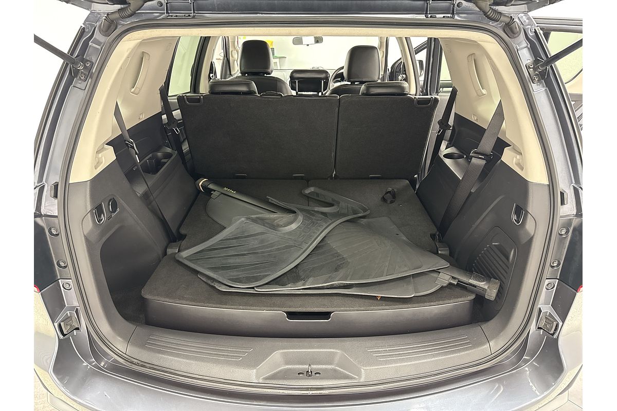 2018 Isuzu MU-X LS-T