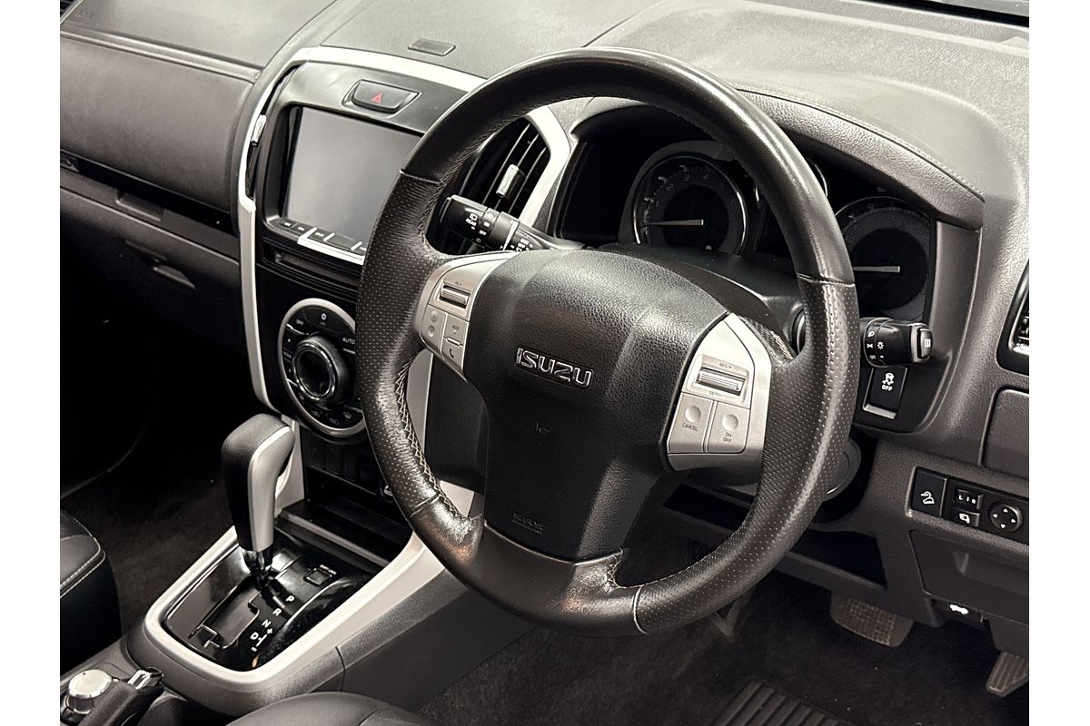 2018 Isuzu MU-X LS-T