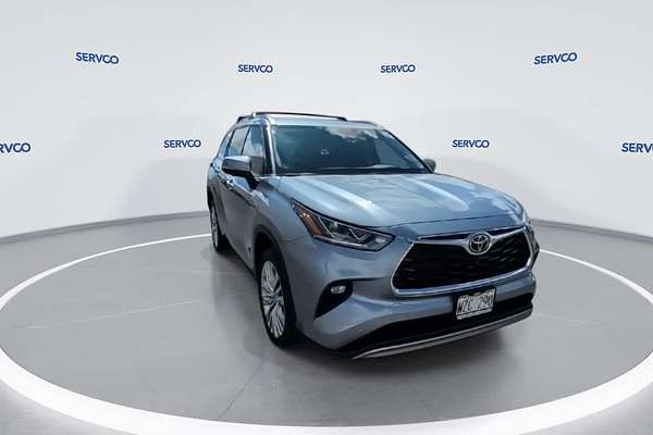 2024 Toyota Highlander Platinum