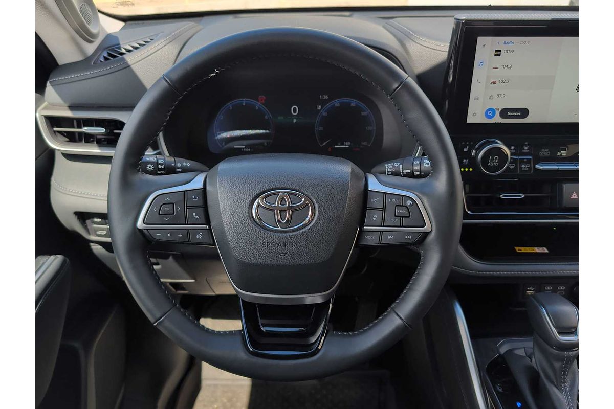 2024 Toyota Highlander Platinum