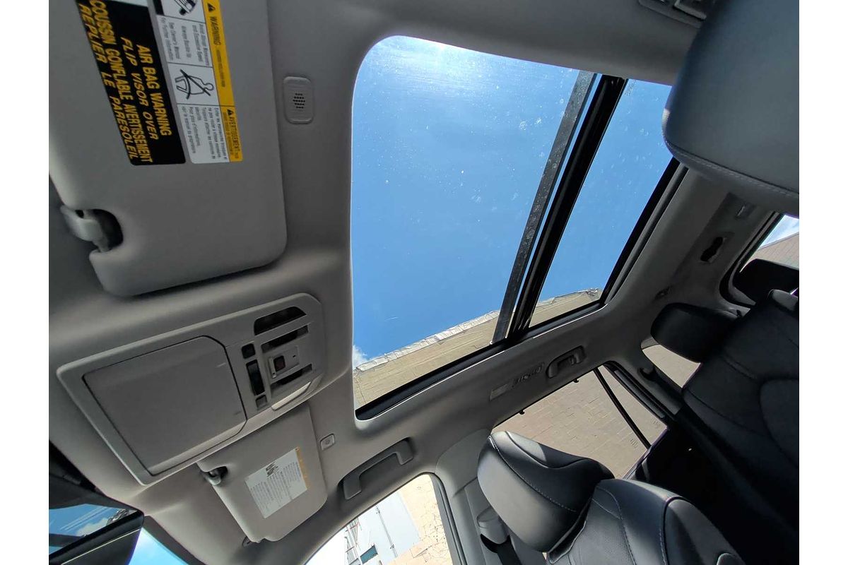 2024 Toyota Highlander Platinum