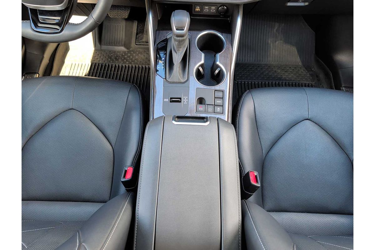 2024 Toyota Highlander Platinum