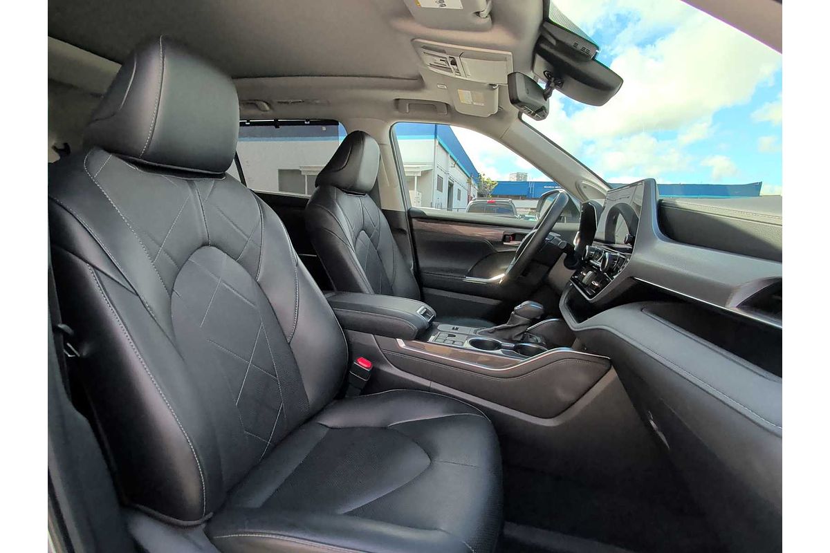 2024 Toyota Highlander Platinum