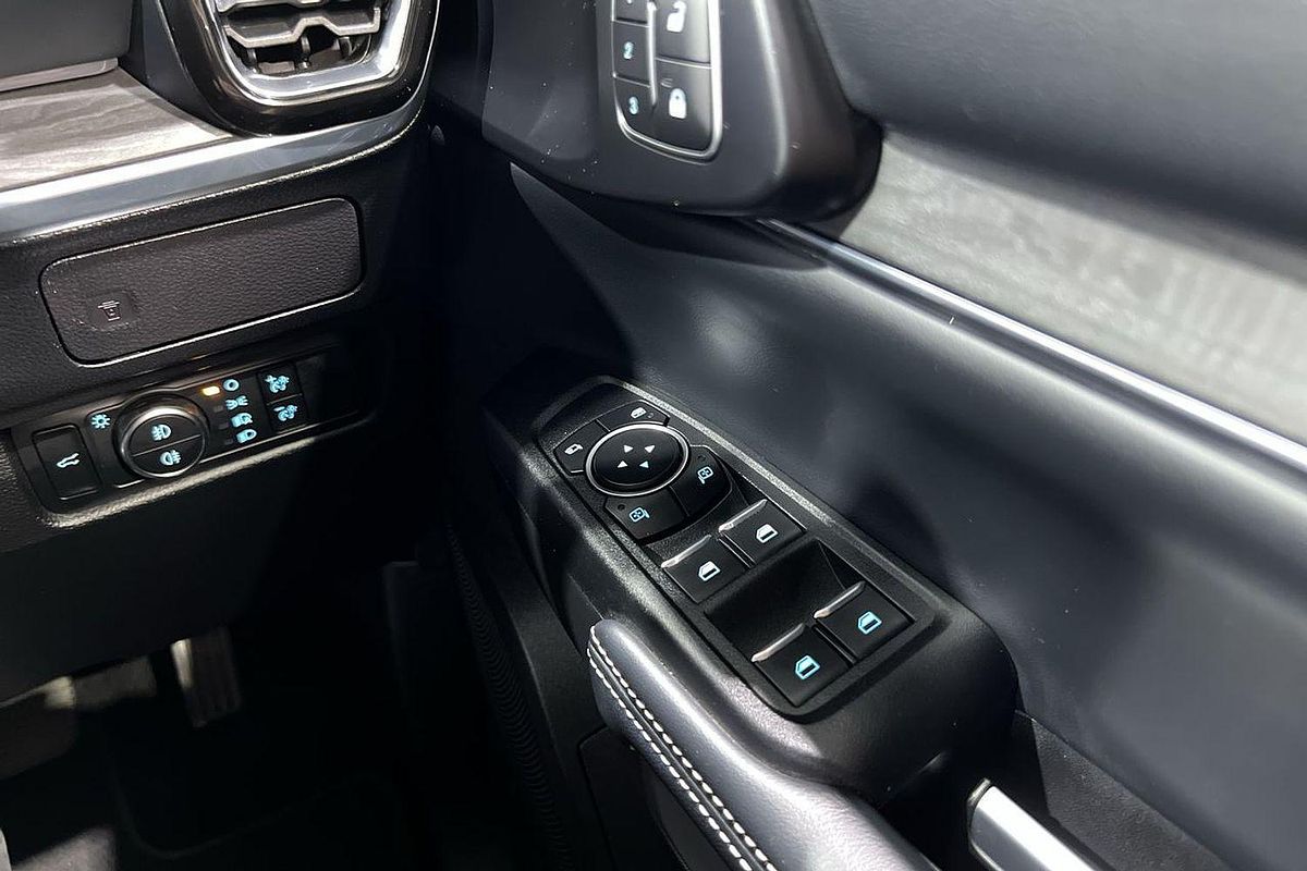 2024 Ford Everest Platinum 3.0L