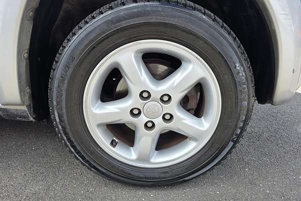 2001 Toyota RAV4 Cruiser ACA21R