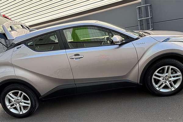 2023 Toyota C-HR GXL NGX10R