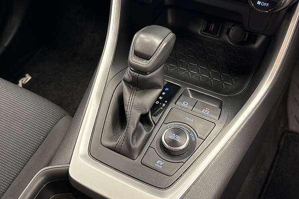 2020 Toyota RAV4 GX AXAH54R