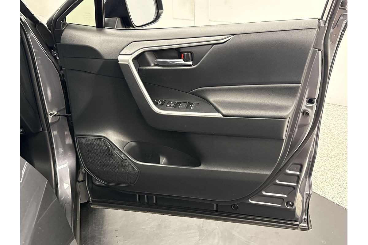 2022 Toyota RAV4 GXL AXAH54R