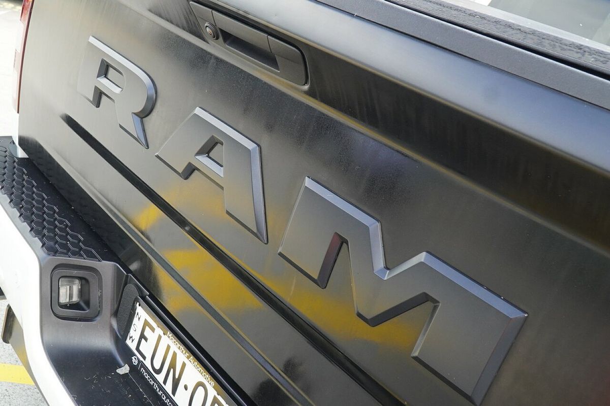 2020 RAM 1500 Express RamBox DS 4X4 SWB