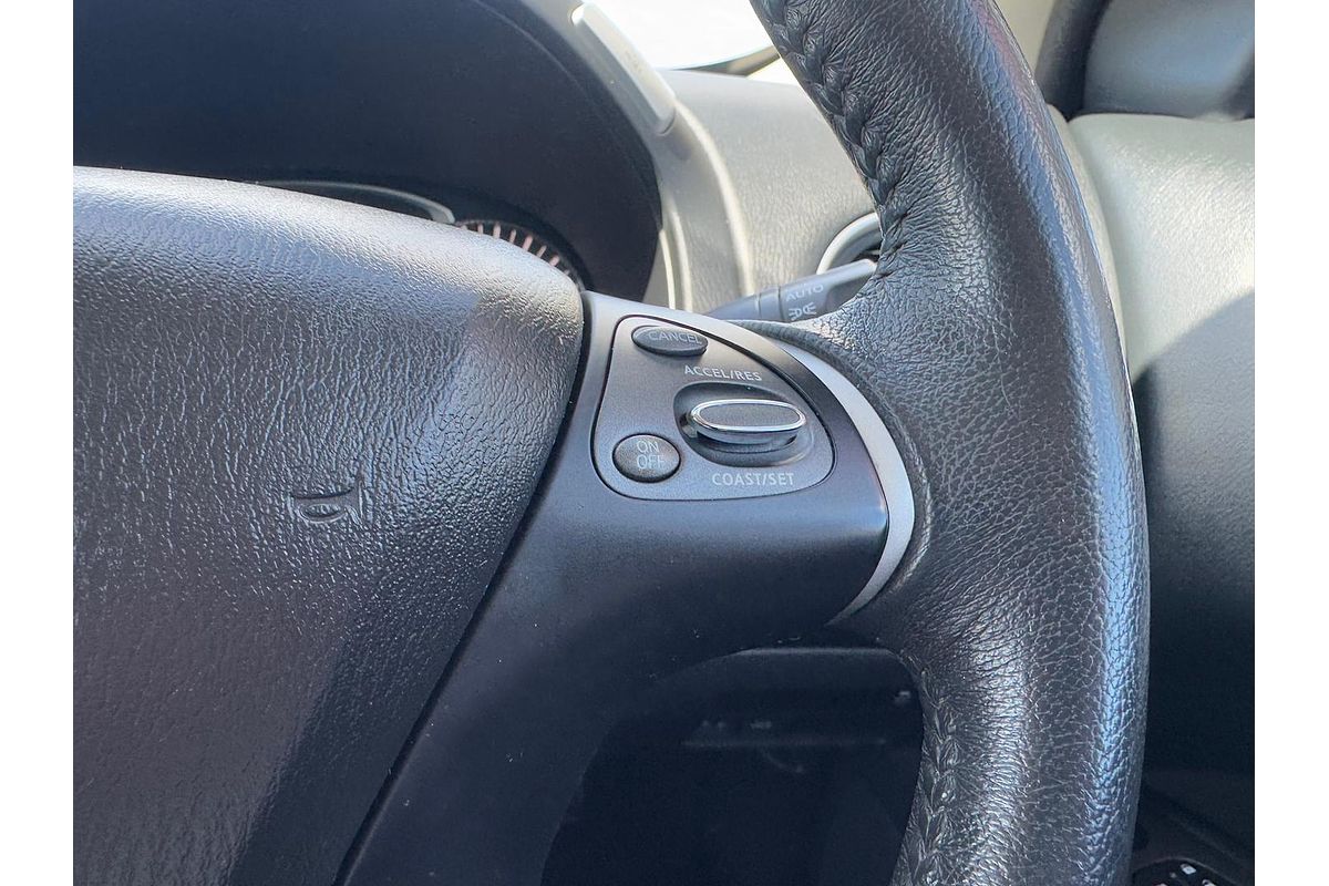 2017 Nissan Pathfinder ST R52 Series II