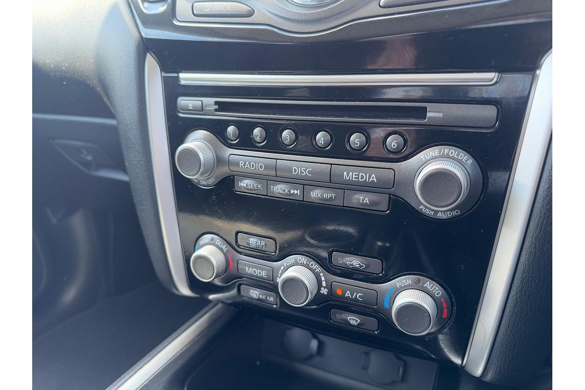 2017 Nissan Pathfinder ST R52 Series II