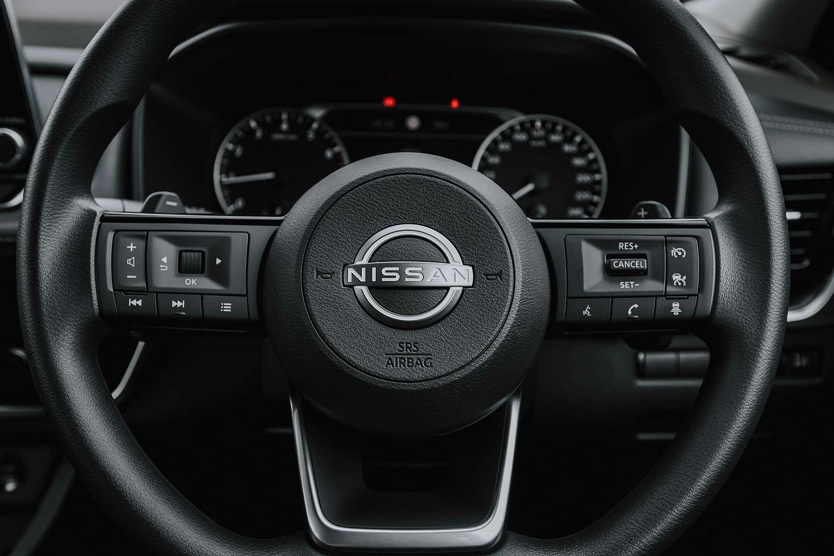 2025 Nissan X-TRAIL ST T33