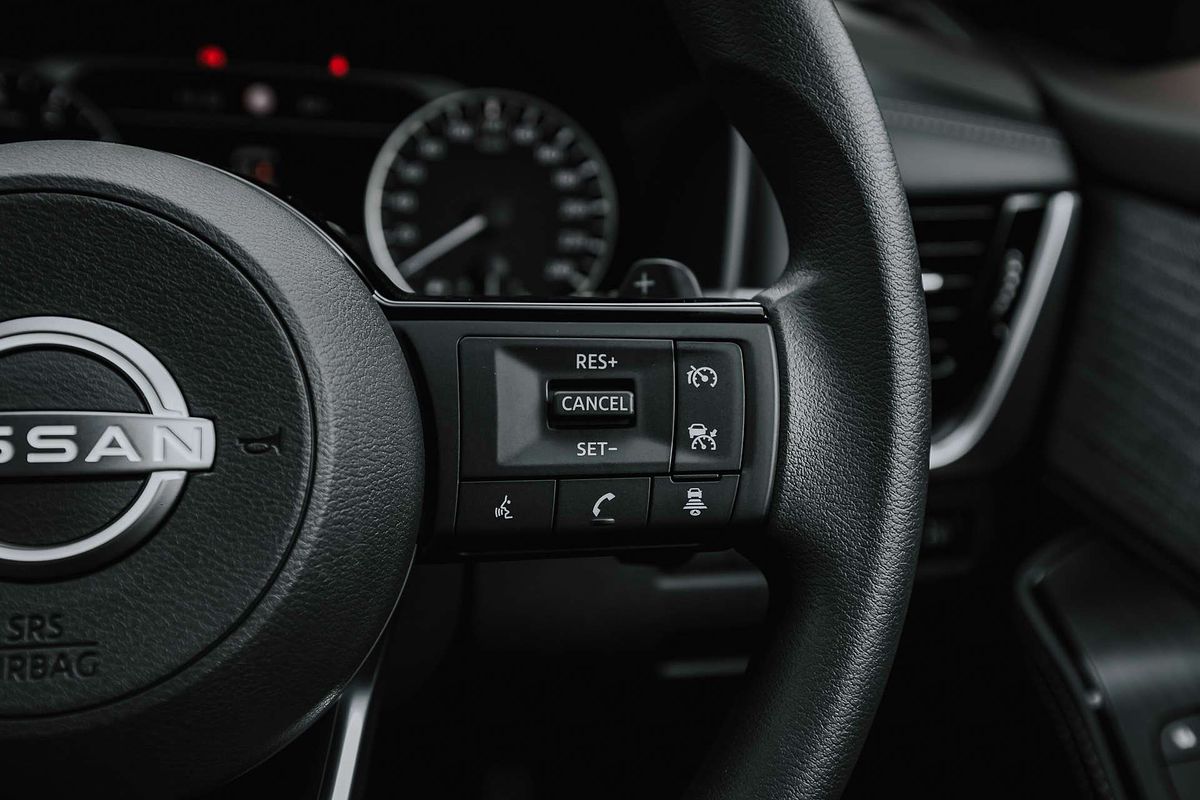 2025 Nissan X-TRAIL ST T33