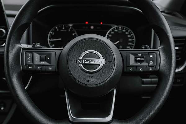 2025 Nissan X-TRAIL ST T33