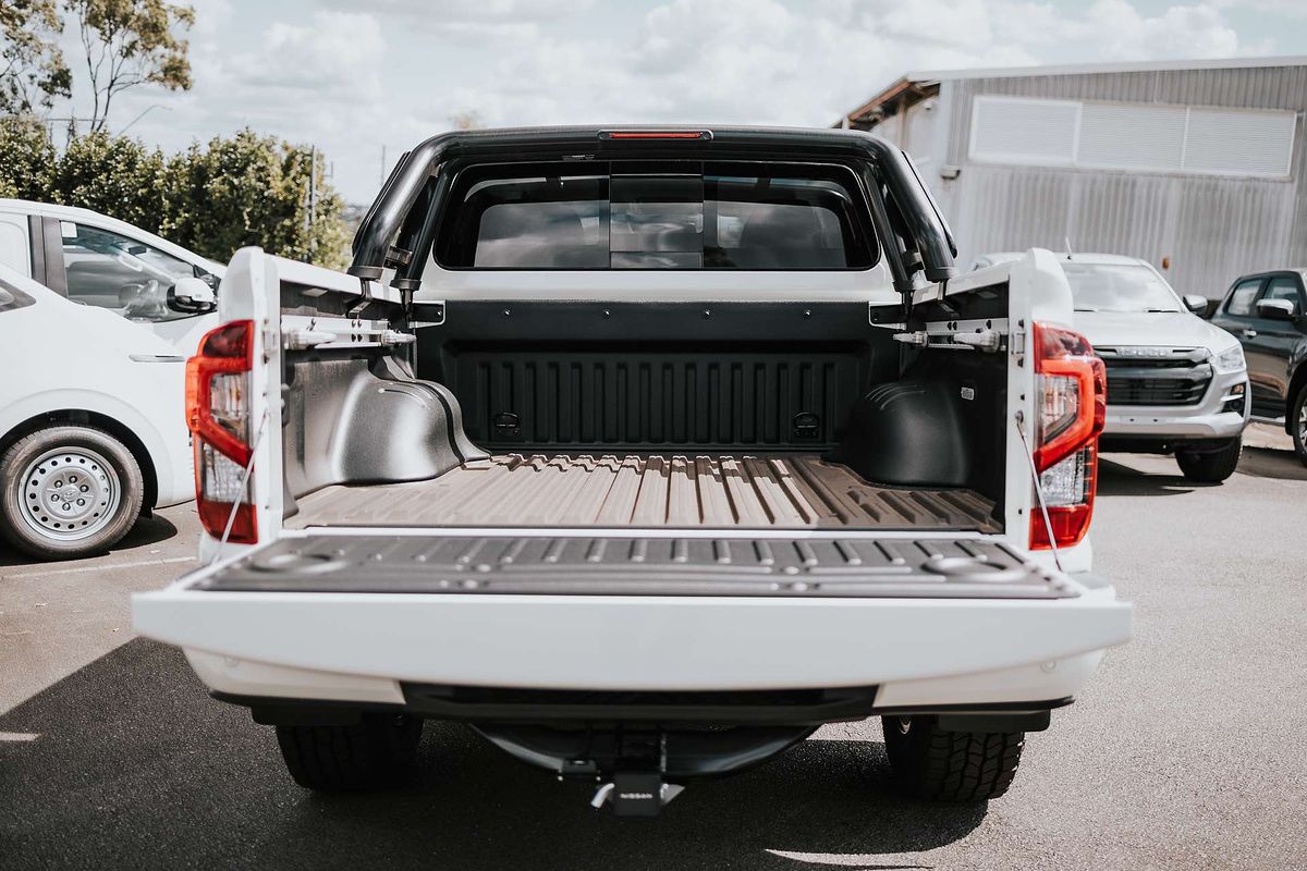 2025 Nissan Navara PRO-4X Warrior D23 4X4