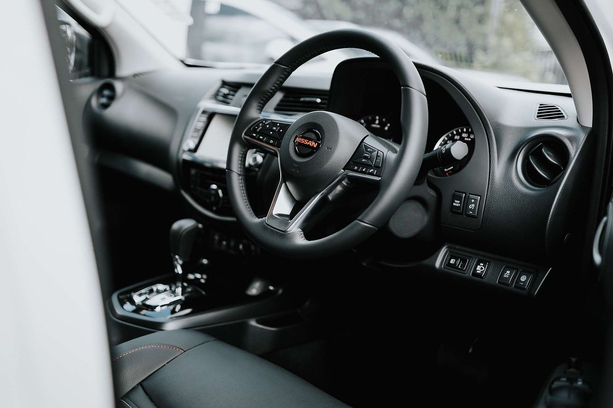 2025 Nissan Navara PRO-4X Warrior D23 4X4