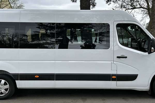 2018 Renault Master X62 LWB Mid Roof