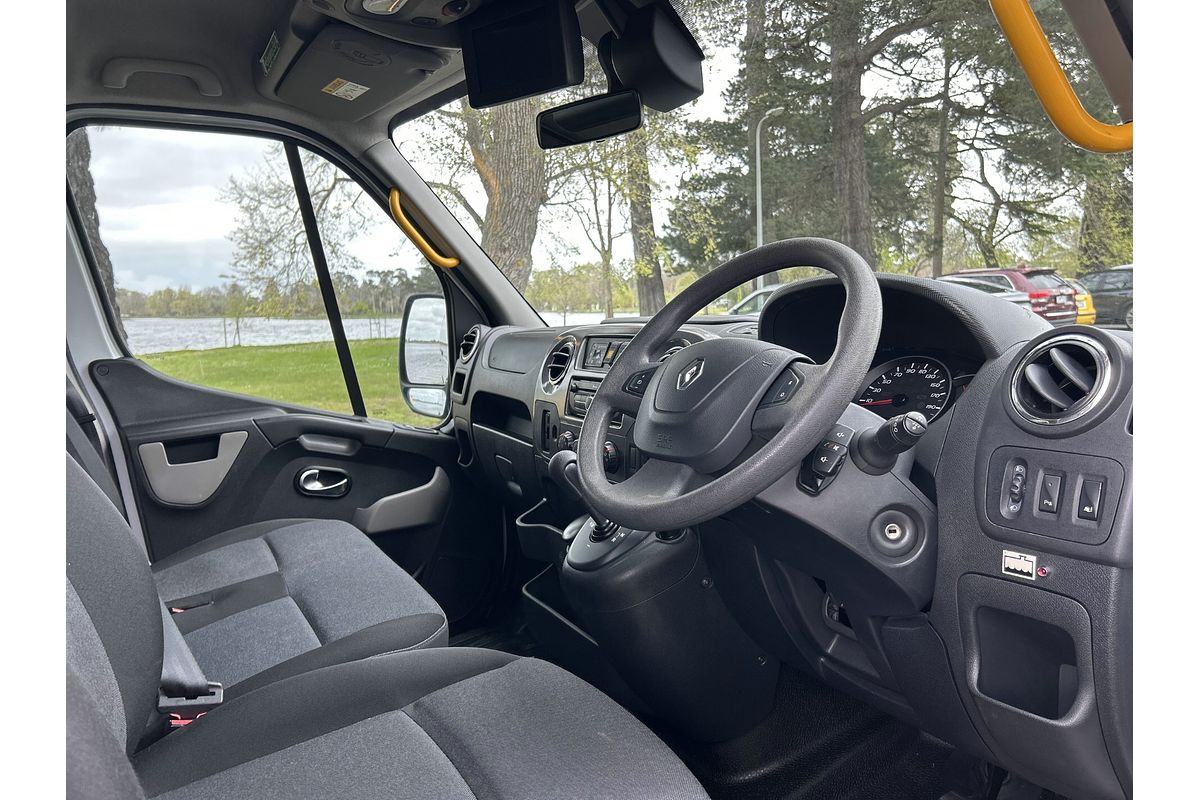 2018 Renault Master X62 LWB Mid Roof