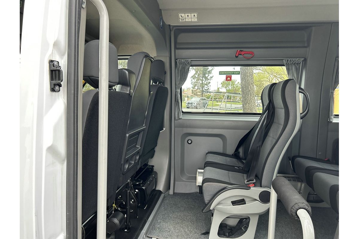 2018 Renault Master X62 LWB Mid Roof