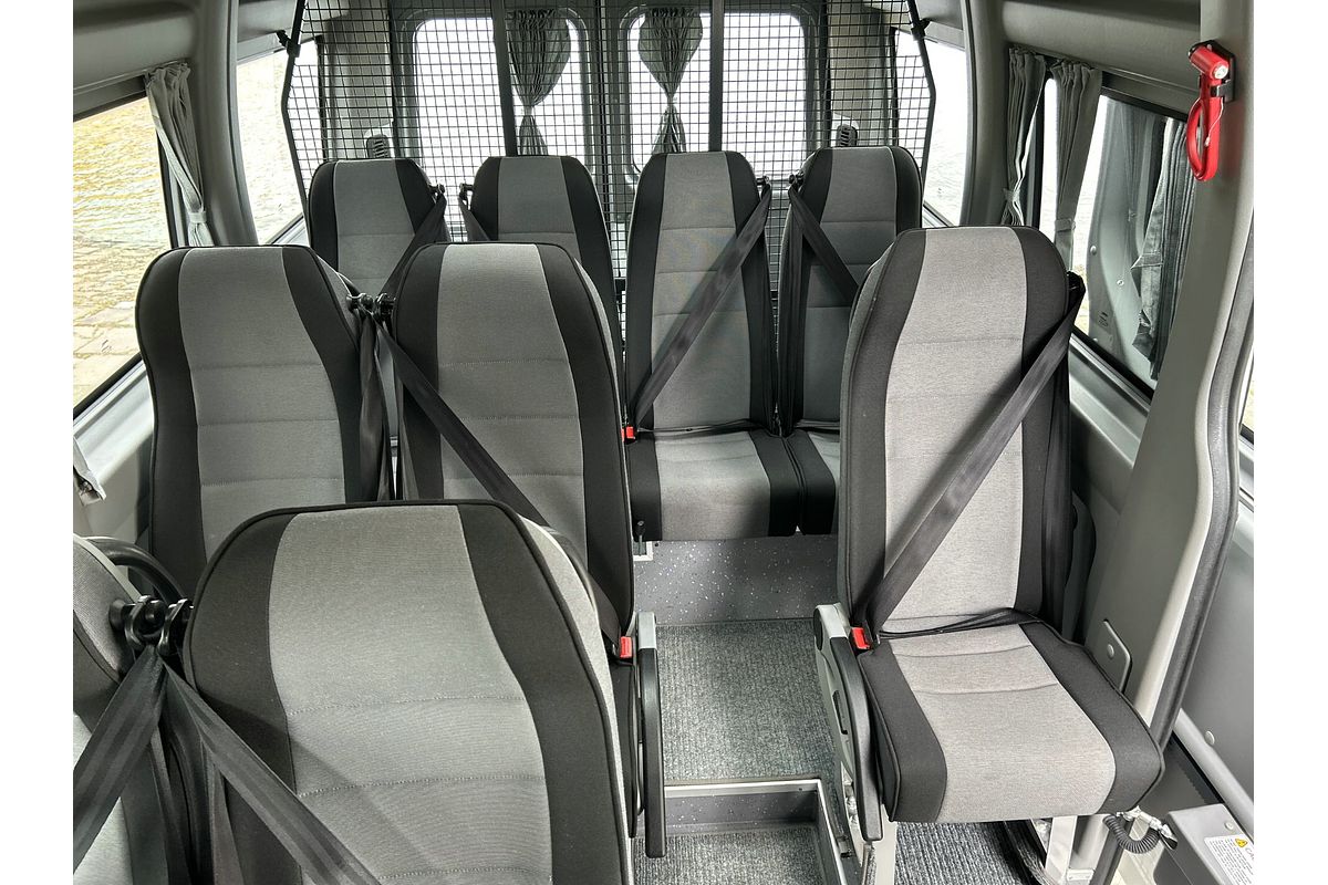 2018 Renault Master X62 LWB Mid Roof