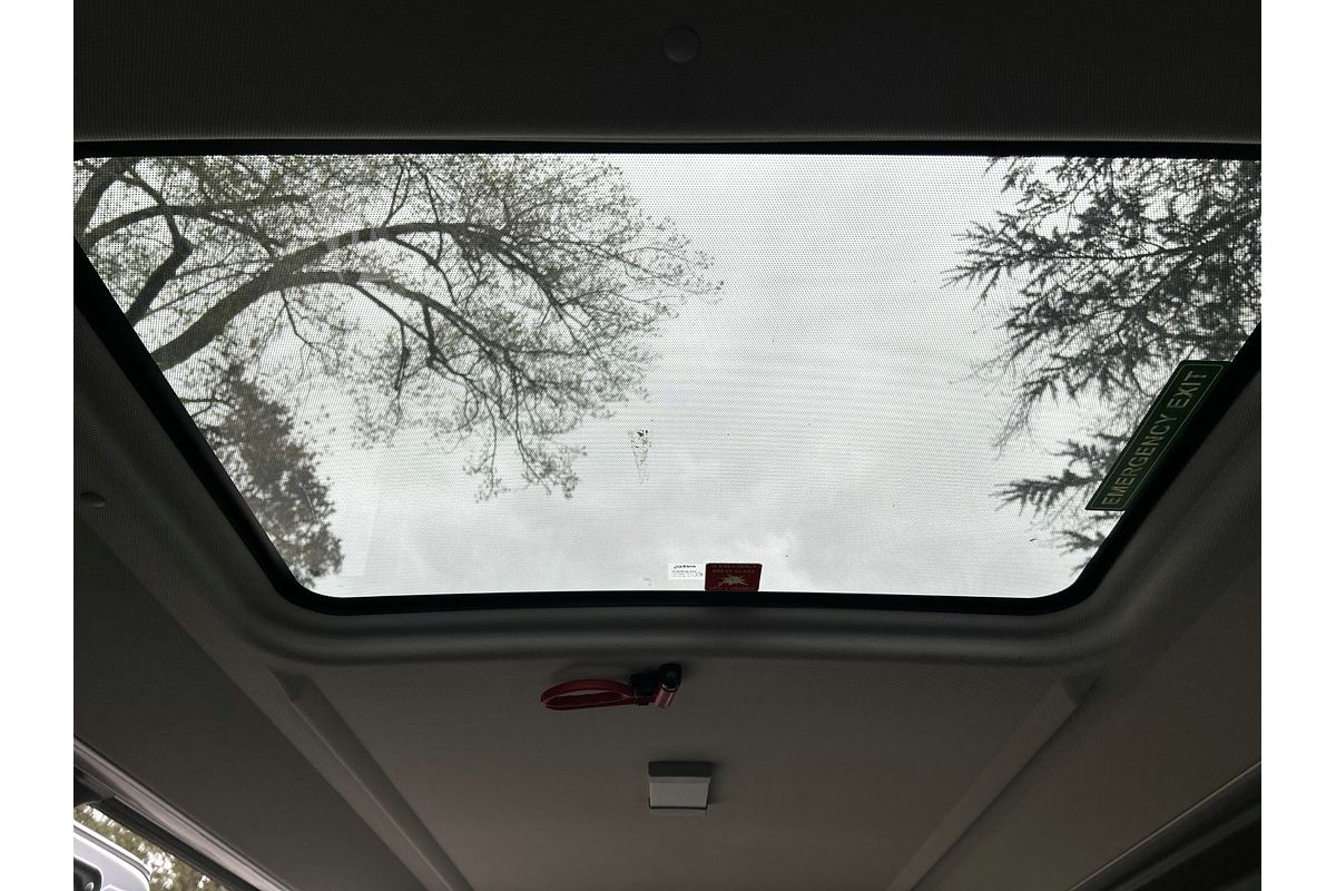2018 Renault Master X62 LWB Mid Roof