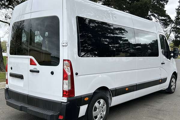 2018 Renault Master X62 LWB Mid Roof