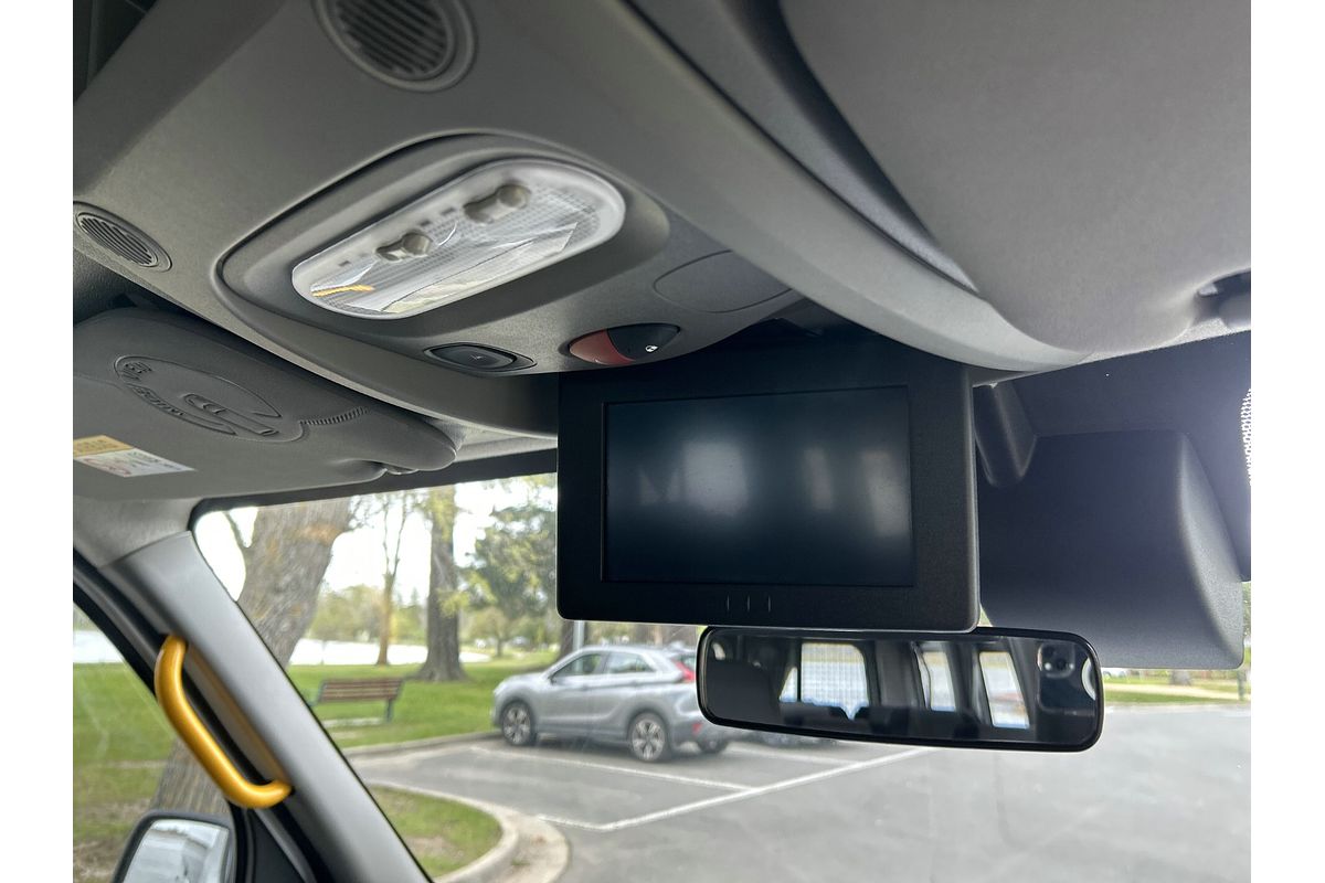 2018 Renault Master X62 LWB Mid Roof
