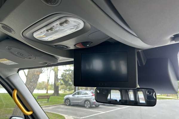 2018 Renault Master X62 LWB Mid Roof