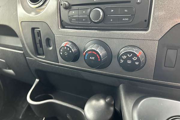 2018 Renault Master X62 LWB Mid Roof