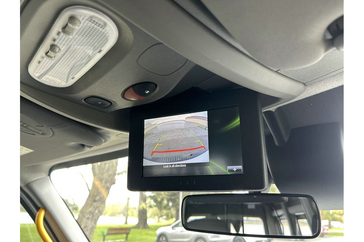 2018 Renault Master X62 LWB Mid Roof