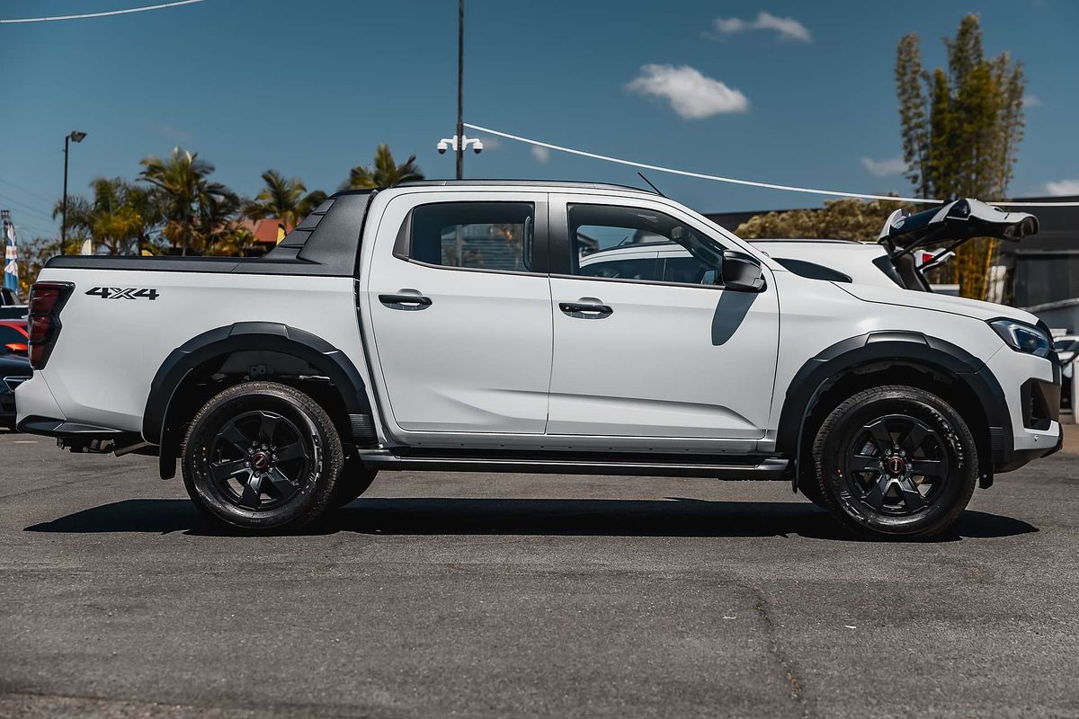 2025 Isuzu D-MAX X-TERRAIN  4X4
