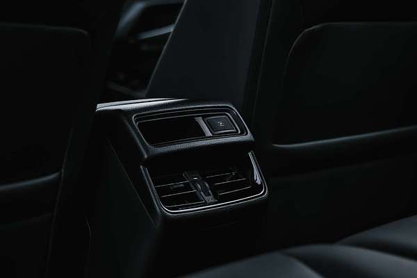 2025 Isuzu D-MAX X-TERRAIN  4X4