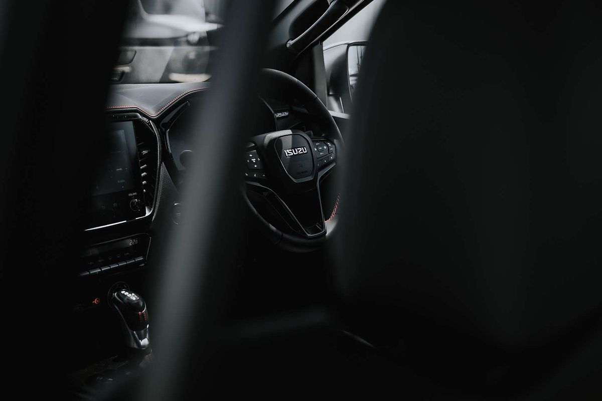 2025 Isuzu D-MAX X-TERRAIN  4X4