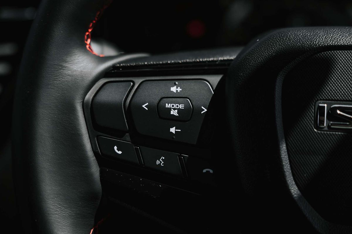 2025 Isuzu D-MAX X-TERRAIN  4X4