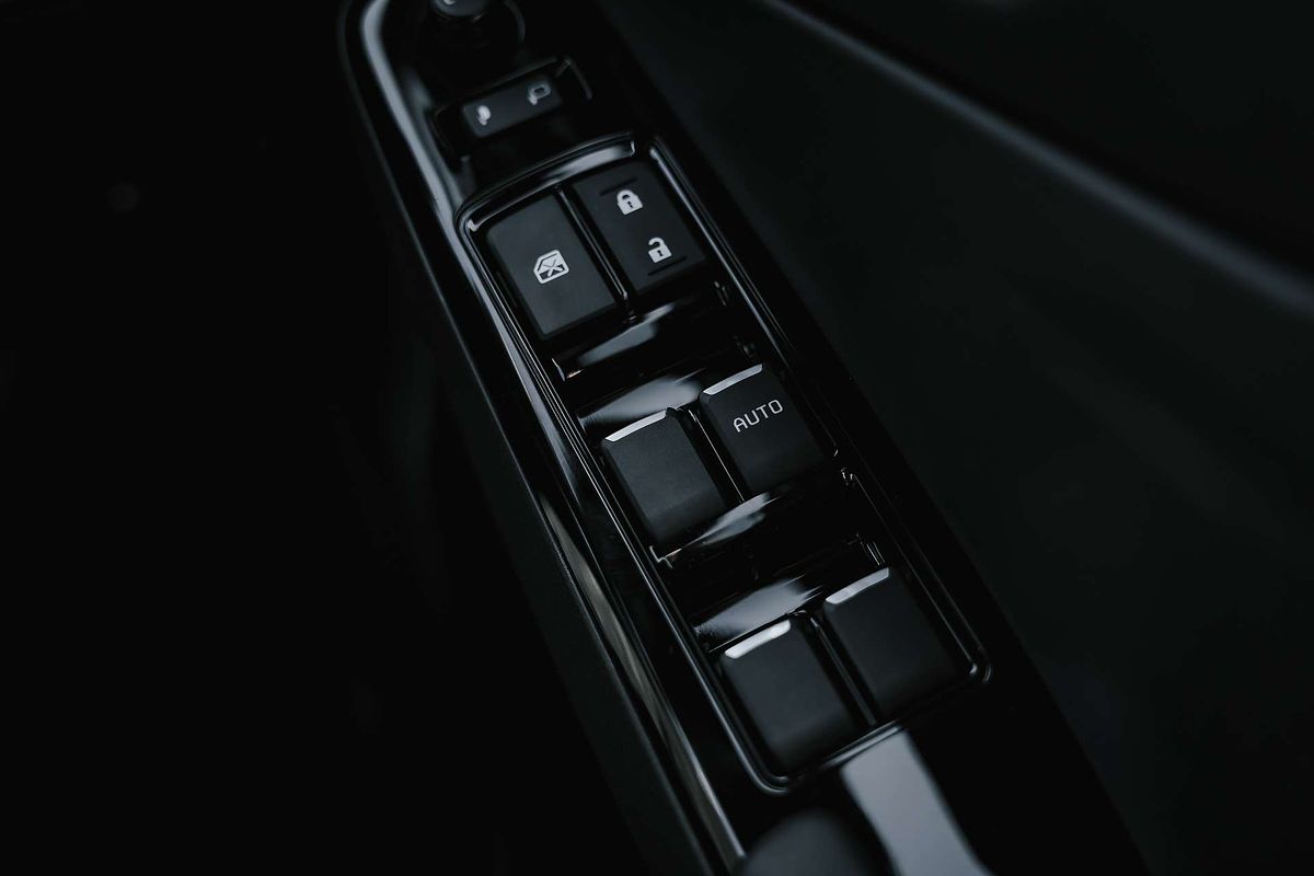 2025 Isuzu D-MAX X-TERRAIN  4X4