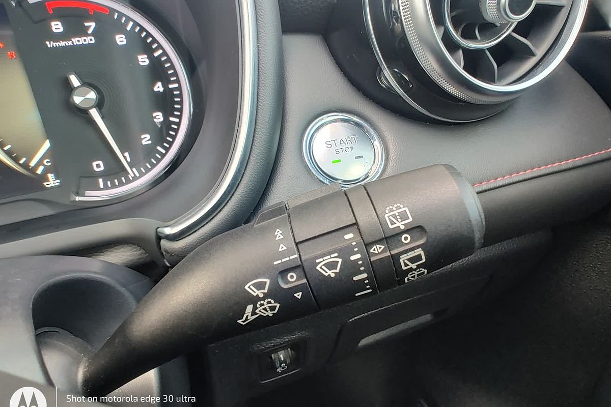 2022 MG HS Vibe SAS23